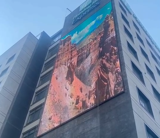 Kazakhstan outdoor p20 DIP video wall 